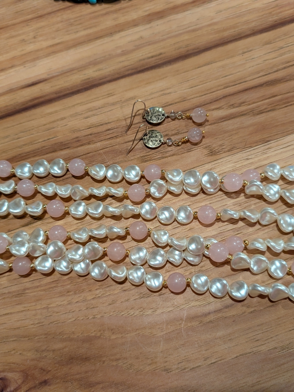 Delicate Pink Rose Quartz and Pearl Bead Necklace Set